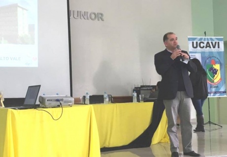 Manoel Arisoli palestrou em assembleia da Ucavi
